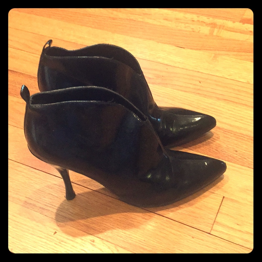 Enzo Angiolini black patent leather booties